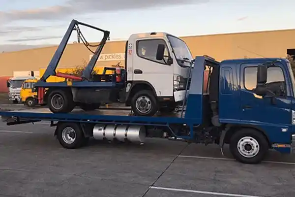 Towing service in Canning Vale, WA